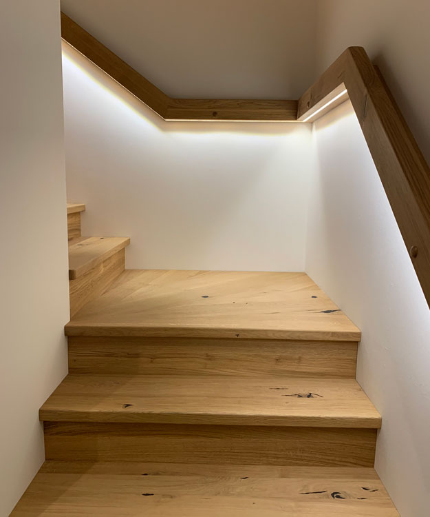 LED-Beleuchtung Treppe Handlauf – ELEKTRO